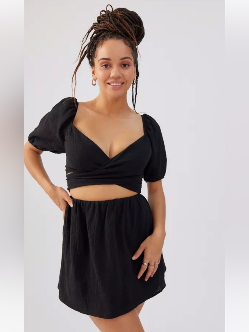100% Cotton Urban Renewal Cutout Puff-Sleeve Wrap Dress
